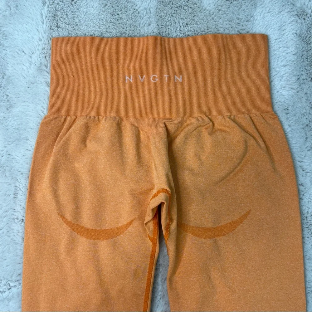 NVGTN Sunset Orange Seamless Leggings Size Medium High Rise Sculpted Contour - Picture 8 of 9